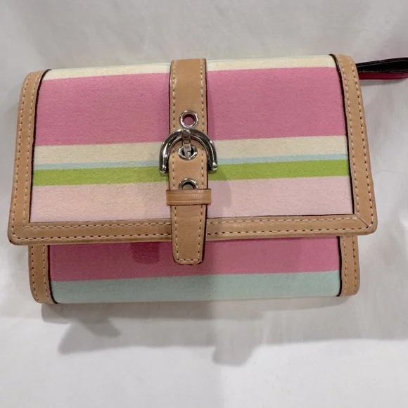 Coach Wallet - Picture 1 of 4